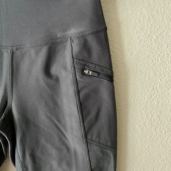 Eddie Bauer Trail Tight Capris - Picture 2 of 5